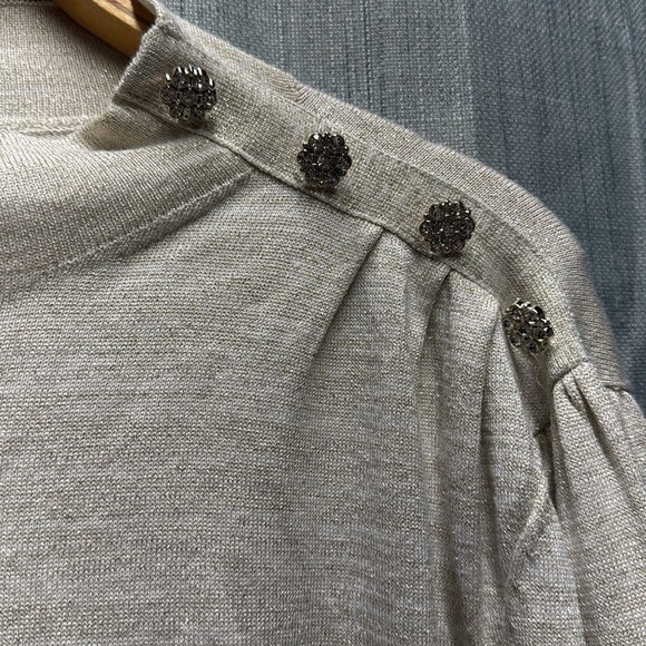 🇺🇸 Liz Claiborne gold stitch Cream Button-Shoulder Sweater size 2X - Picture 6 of 10